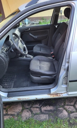 Volkswagen Golf cena 3800 przebieg: 514230, rok produkcji 2002 z Katowice małe 436